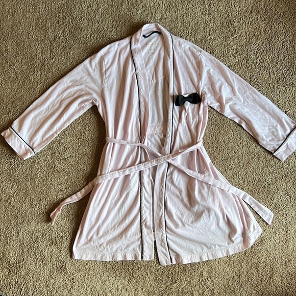 Kate Spade baby pink and black robe size xs/s - Picture 1 of 5